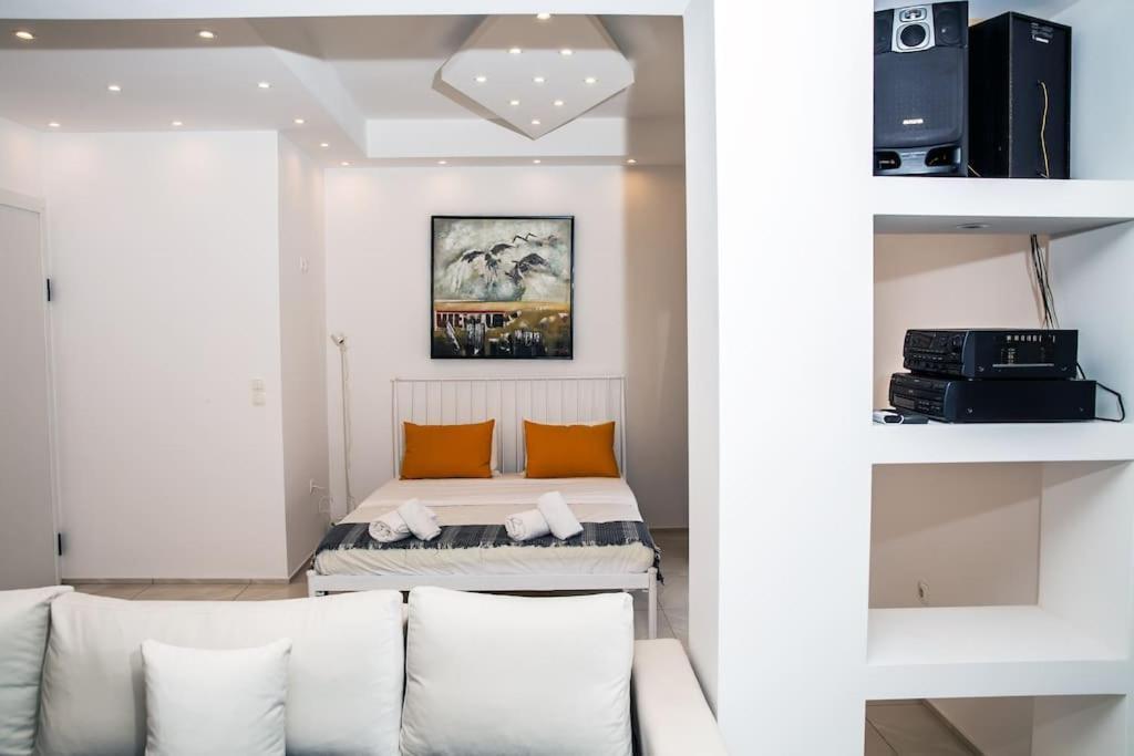 Seafront Central Apt In Lavrio Appartement Buitenkant foto