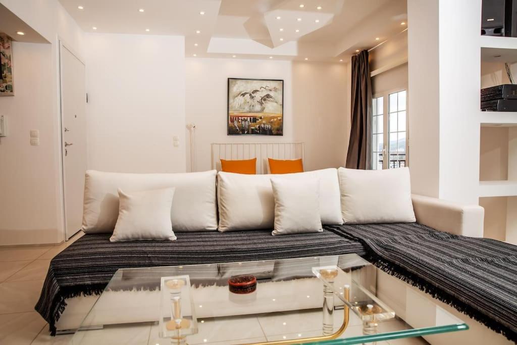 Seafront Central Apt In Lavrio Appartement Buitenkant foto