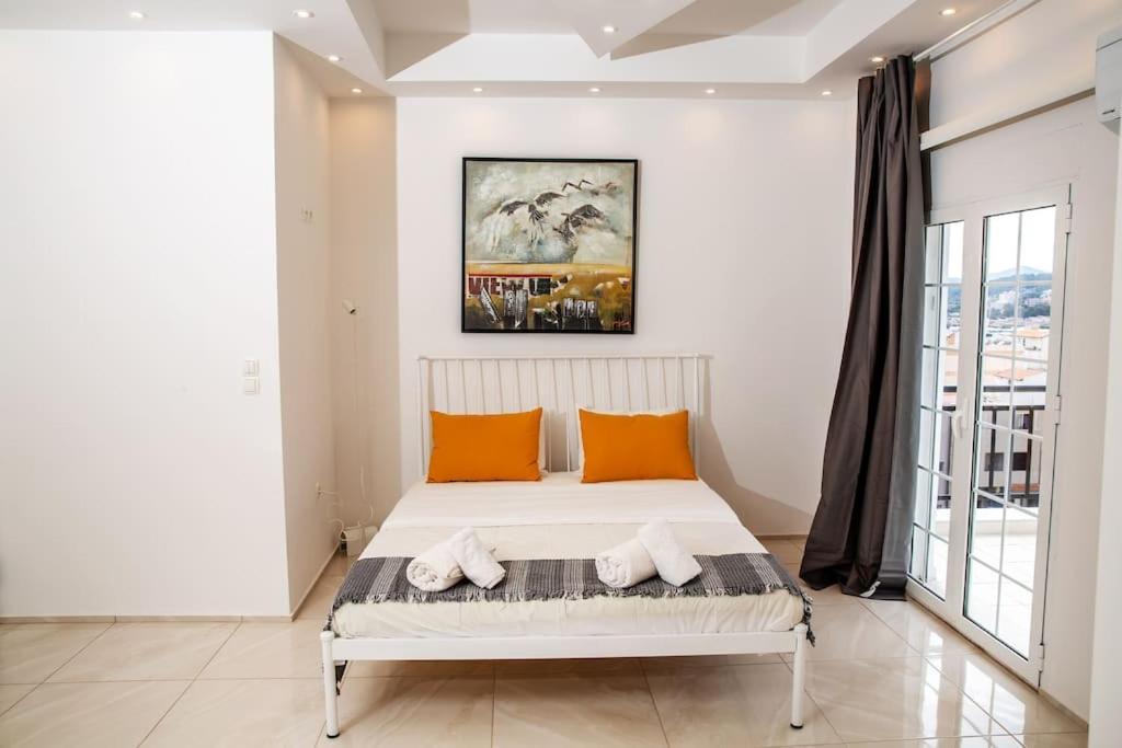 Seafront Central Apt In Lavrio Appartement Buitenkant foto